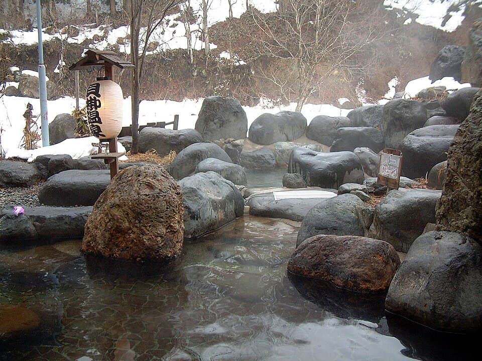 Yuzawa Onsen, Yuzawa